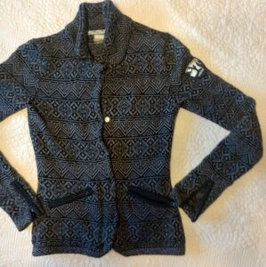 Athleta 4 button jacket. 100% Merino wool. Size XS